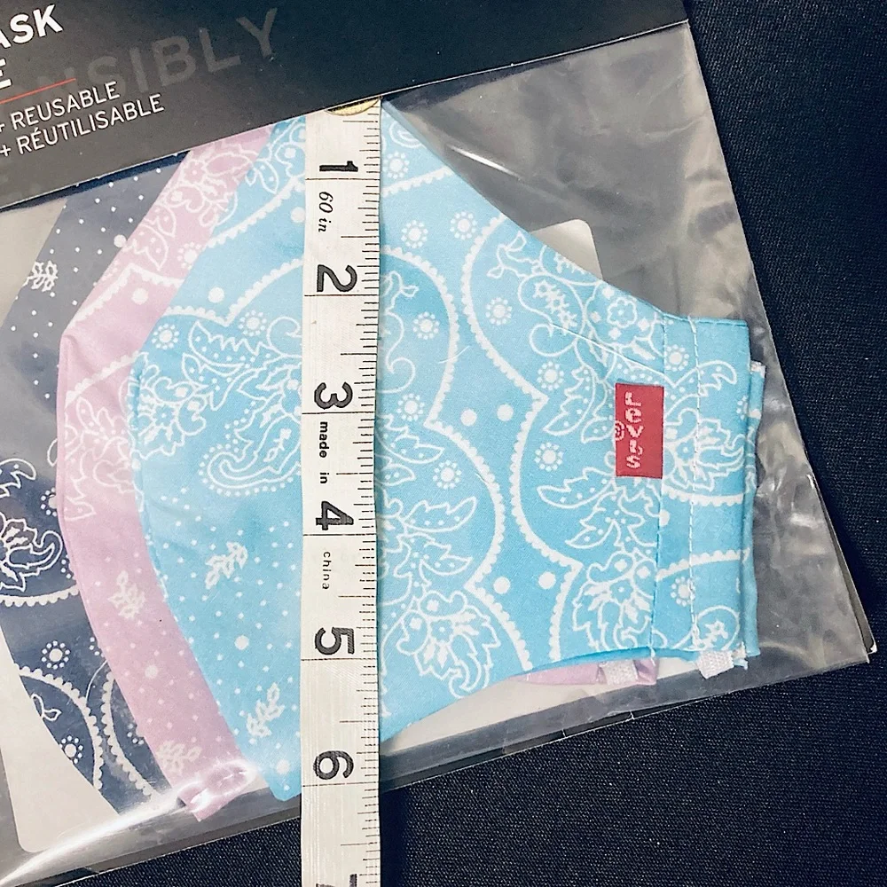 ⭐️ Levi’s Reusable Paisley Fabric Face Masks 3 Pack Blue And Purple Size Large